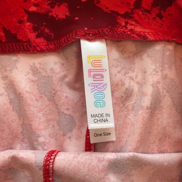 NWOT Lularoe OS red tye dye pattern leggings. - Picture 3 of 3